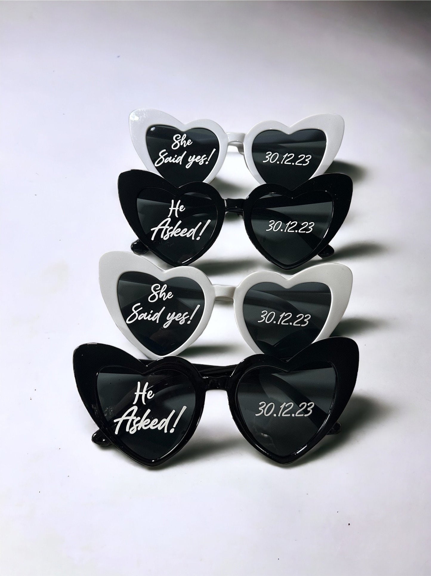 WHITE /Black Personalised wedding sunglasses/wedding favour/wedding sunglasses trend