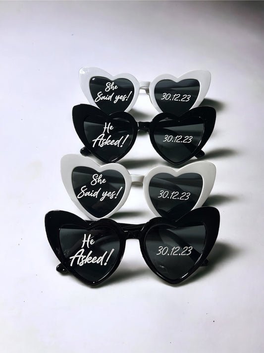 WHITE /Black Personalised wedding sunglasses/wedding favour/wedding sunglasses trend