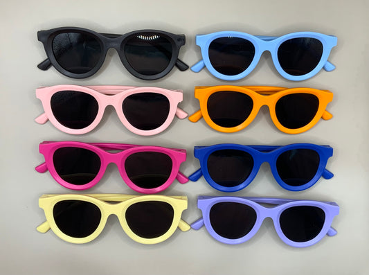 Kids retro sunglasses
