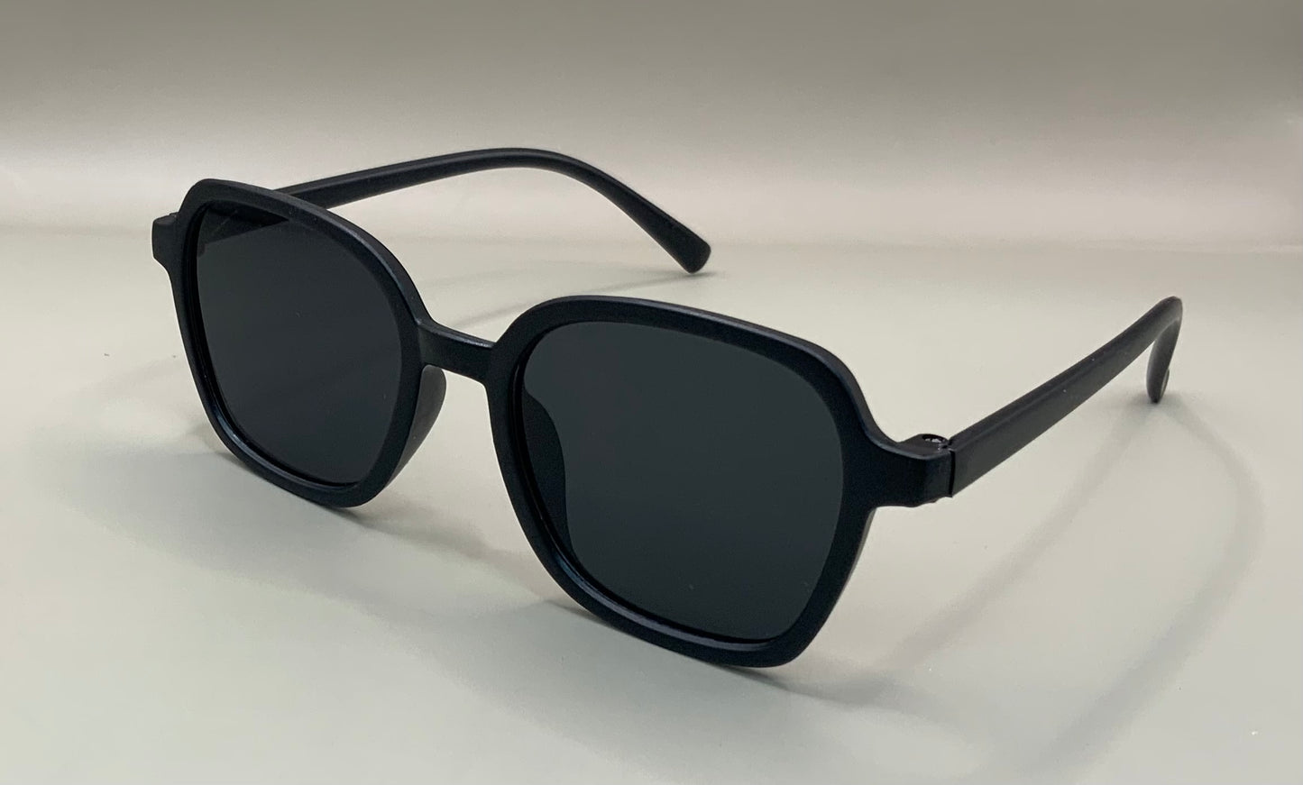 Kids retro square frame sunglasses