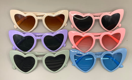 Ladies plain heart sunglasses