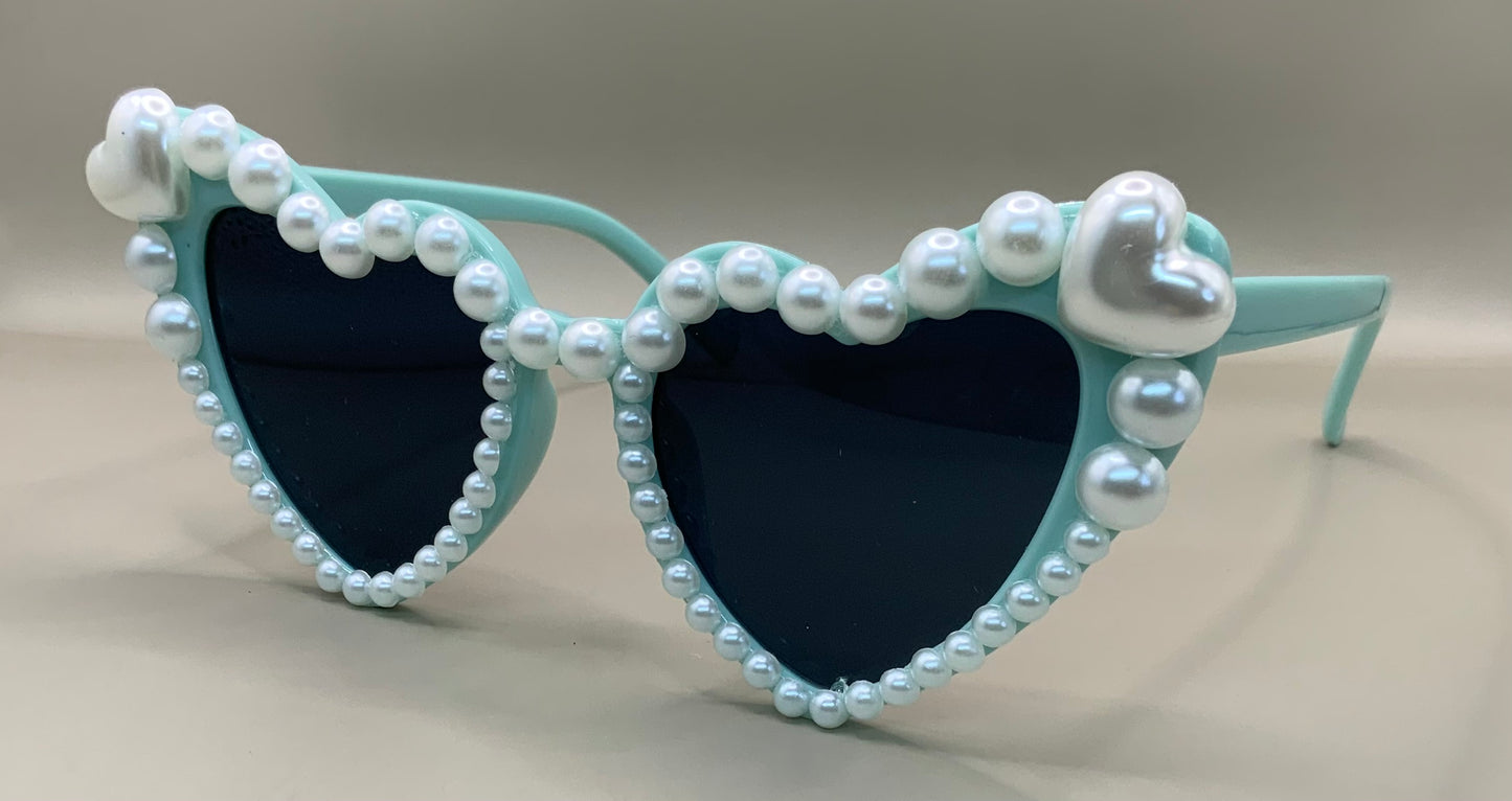 Ladies Pearl heart sunglasses