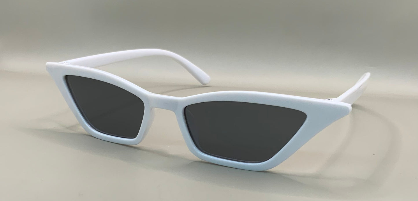 Ladies cat eye plain sunglasses