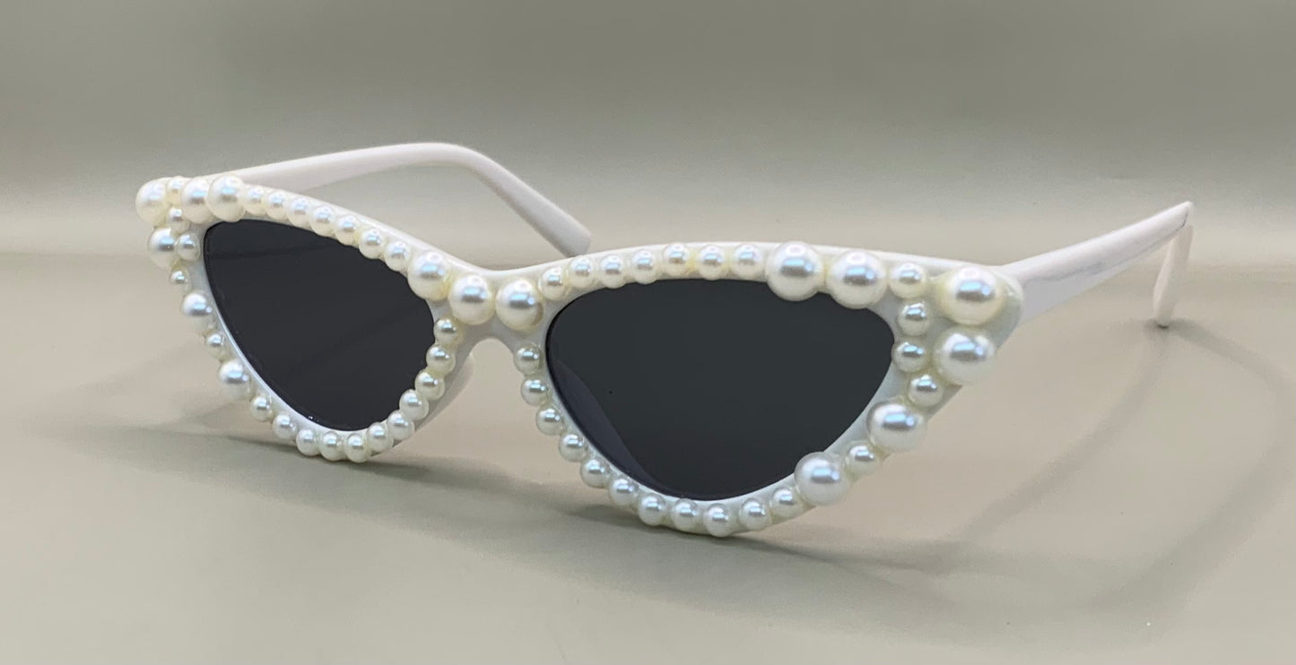 Ladies cat eye pearl sunglasses
