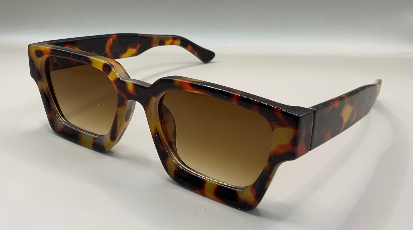 Ladies square oversized sunglasses